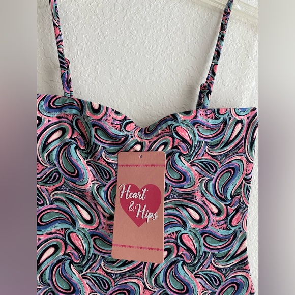 NWT Heat & Hips Printed Cami Midi Dress - Picture 3 of 5